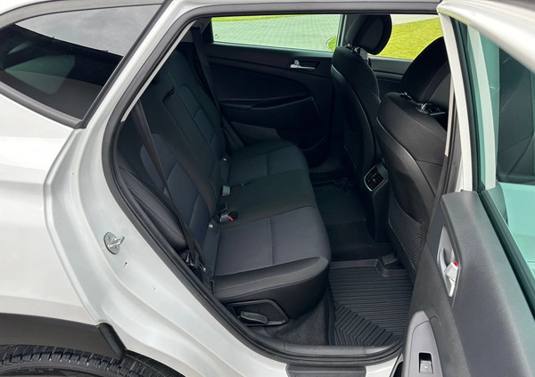 Hyundai Tucson cena 75900 przebieg: 149000, rok produkcji 2018 z Glinojeck małe 497